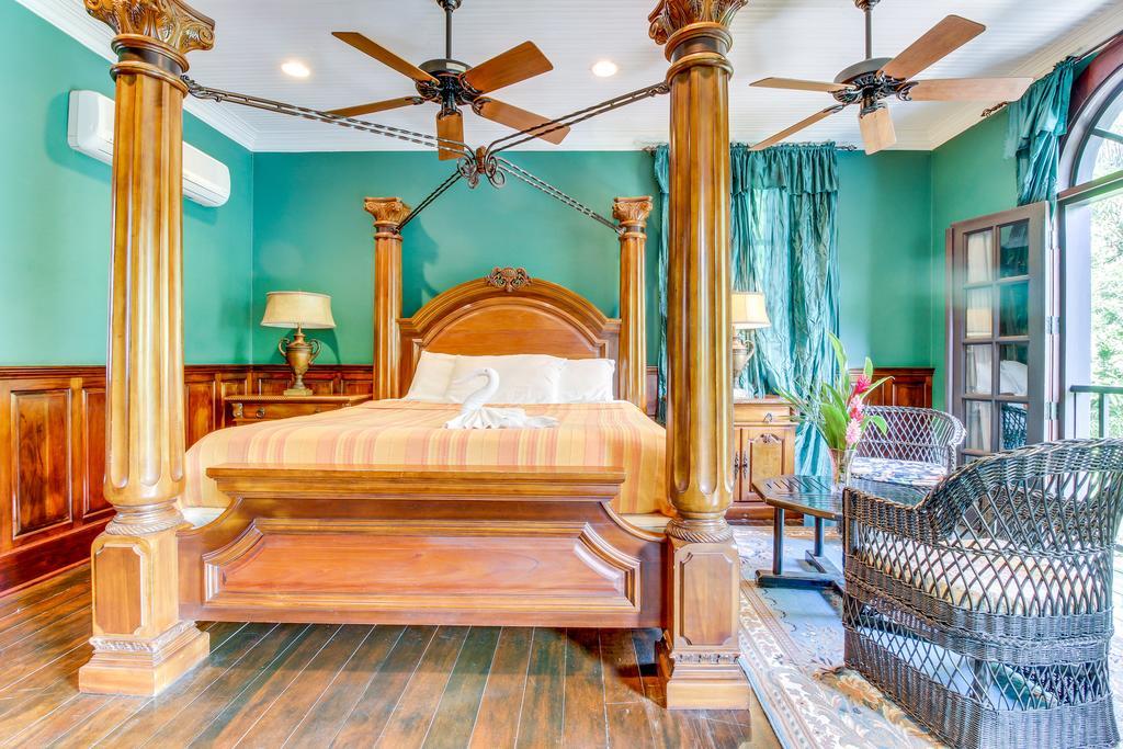Colonial Suite @ Mahogany Hall Сан-Игнасио Экстерьер фото